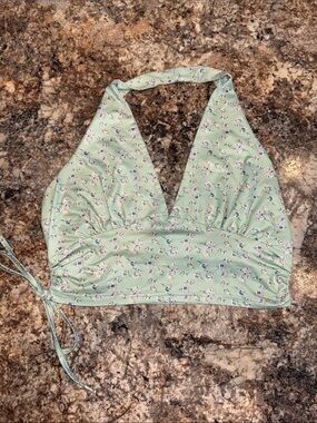 SHEIN Light Mint Floral Halter Tie Crop Top